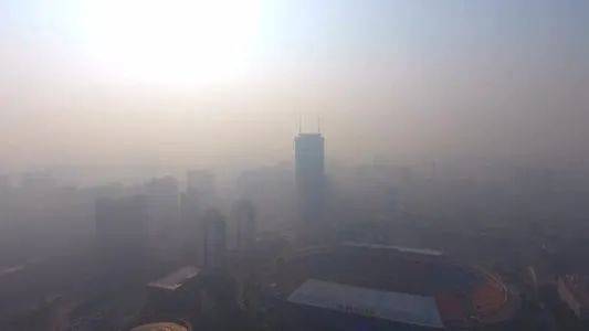 西安连续重污染天气 蓝天白云何时重现？
